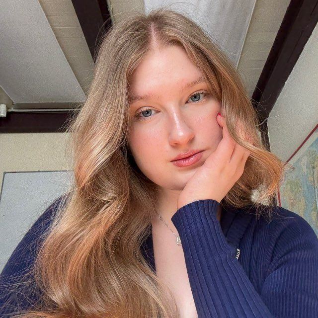 Нектова Алеся Александровна, преподаватель английского и немецкого